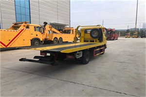 广宁非事故拖车