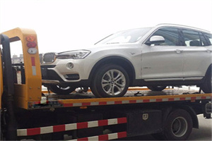 广宁拖车24小时服务电话